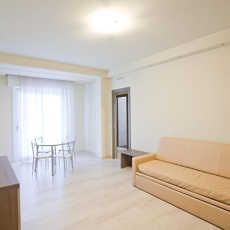 Residence Elisabetta Cesenatico Exterior photo